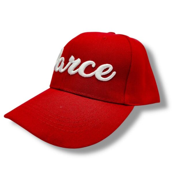 Gorra Roja “Parce” Bordada – Estilo Colombiano Urbano - Imagen 2