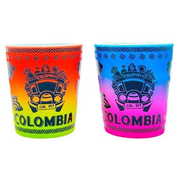 🥃 Copa Estampada de Colores – Diseño Chiva Colombiana - Imagen 3