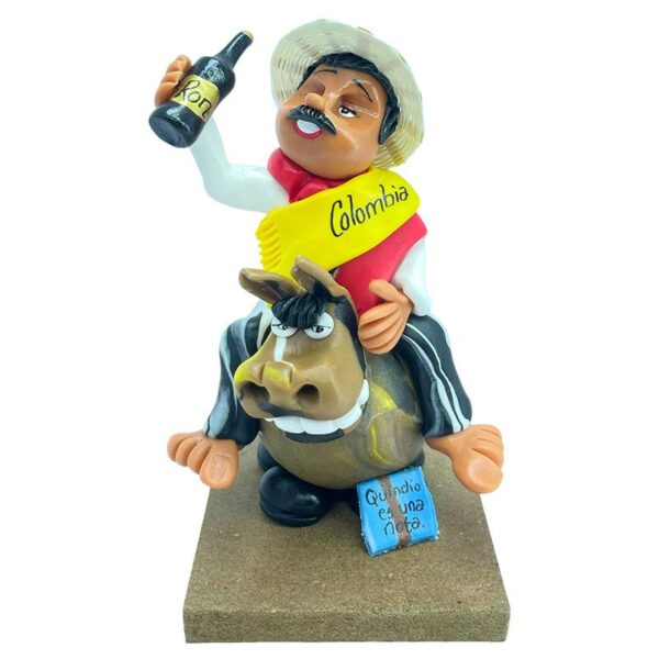 🧍‍♂️Personaje Típico Colombiano en Porcelana Fría – Hecho a Mano - Imagen 4